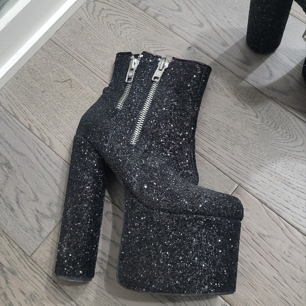 Current mood sparkly boot - Picture 2 of 7